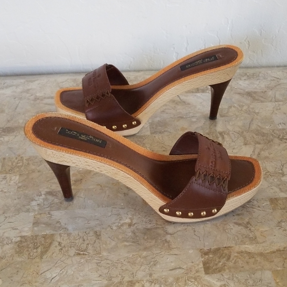 Authentic Louis Vuitton Chocolate Leather Heels - Picture 4 of 7